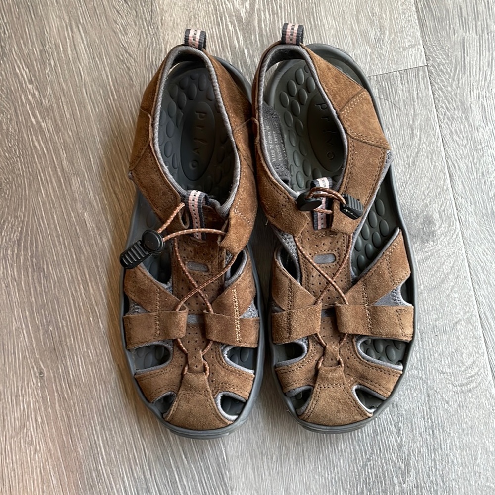 Privó by Clark’s Brown leather hiking sandals size 8